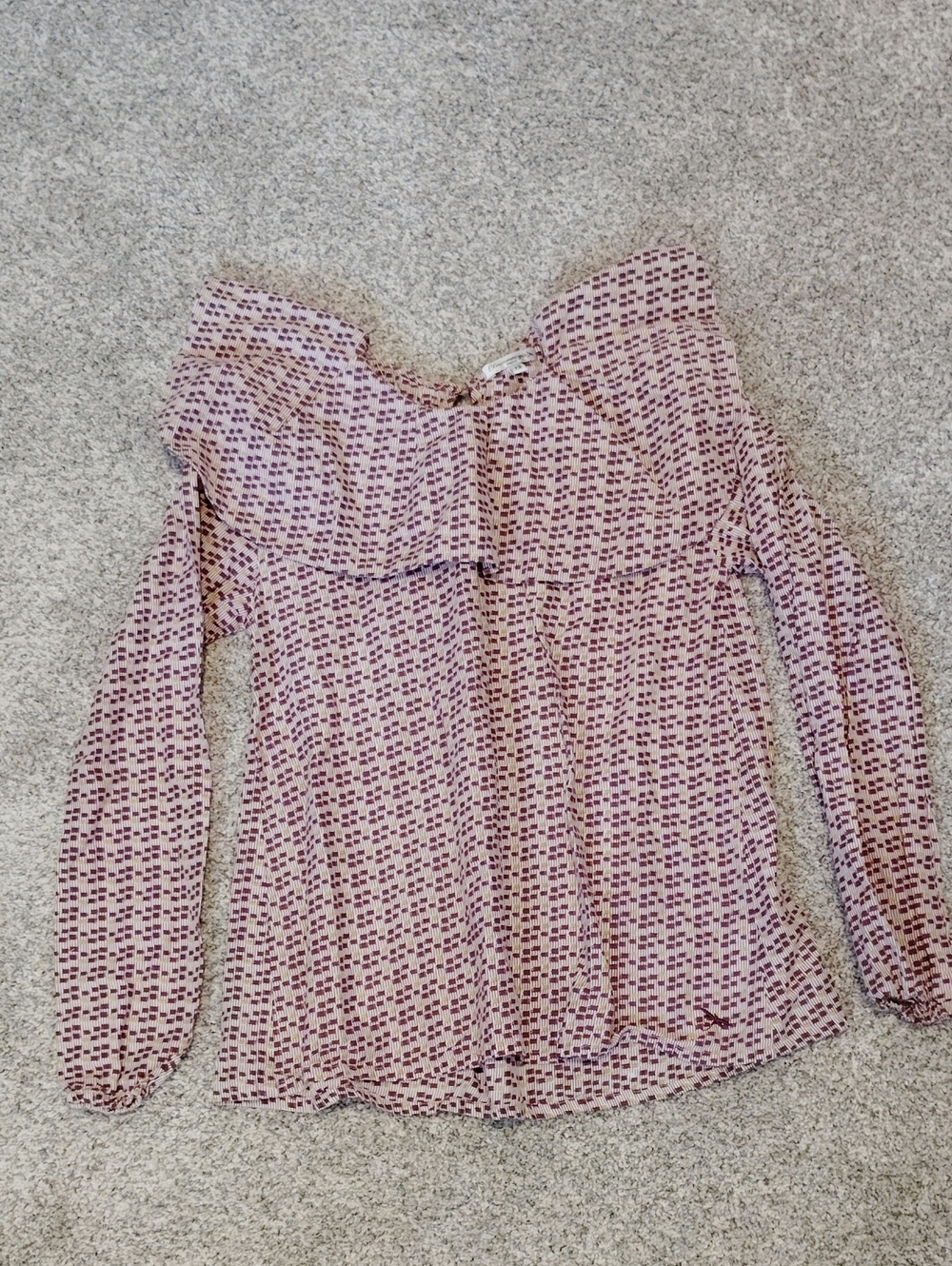 Bleu Comme Gris Off-Shoulder Pink Patterned Top